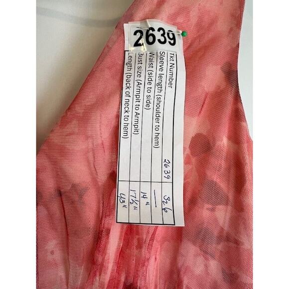 Eliza J Dress Overlay Sleeveless Halter Top A Line V Neck Gauzy Size 6 MSRP $156 - Picture 9 of 9